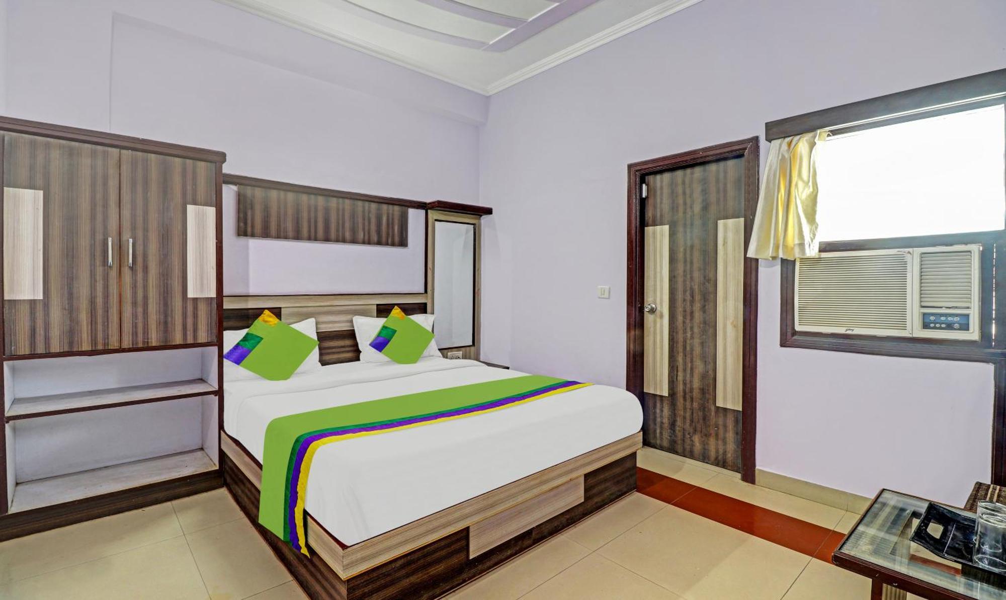 Hotel The Golden Bird Agra  Exterior photo